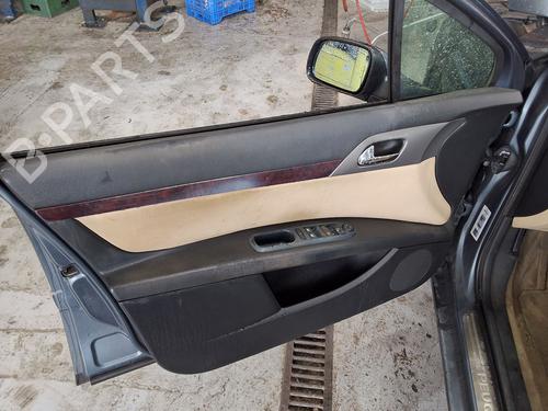 Left headlight PEUGEOT 407 (6D_) 2.0 (6DRFNB, 6DRFNE) | BP31991664C28