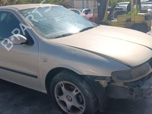 Left taillight SEAT LEON (1M1) | BP40261477C34 - Image 10