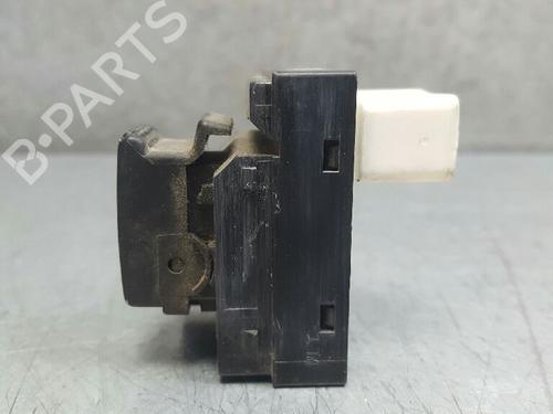 Right front window switch HYUNDAI COUPE II (GK) 1.6 16V | BP12750942I26 
