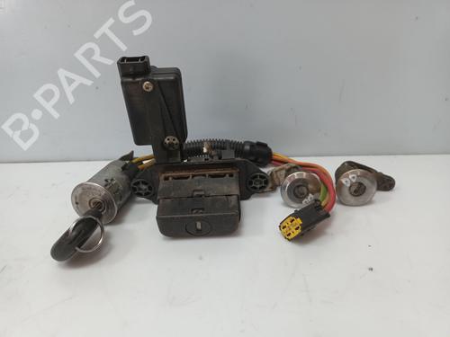 Used Electronic module Electronic module RENAULT MEGANE I Coach (DA0/1_) 1.9 dTi (DA0N) (98 hp) 33890618 33890618