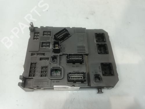 Used Fuse box PEUGEOT 206 Hatchback (2A/C) 1.4 LPG (75 hp) 30499517