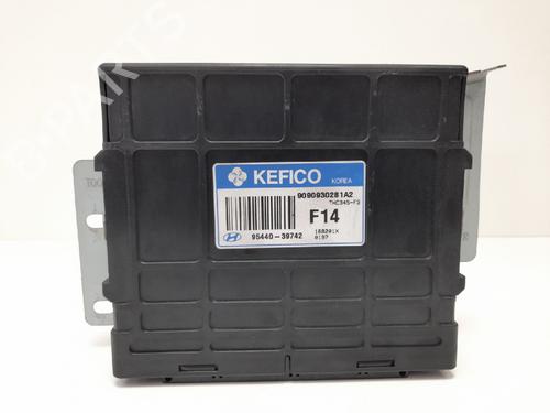 Used Gearbox control unit HYUNDAI TRAJET (FO) 2.0 CRDi (113 hp) 12766495