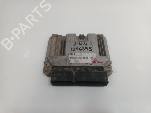 Used Engine control unit (ECU) Engine control unit (ECU) OPEL VECTRA C (Z02) 1.9 CDTI (F69) (120 hp) 33817643 33817643