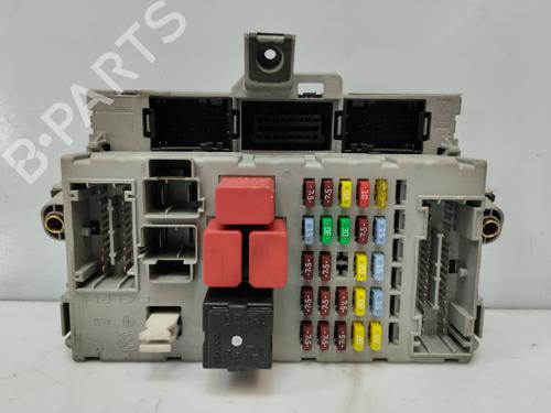 Used Fuse box Fuse box LANCIA MUSA (350_) 1.4 (350.AXA11, 350.AXA1A) (95 hp) 34222484 34222484