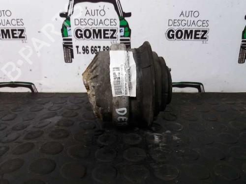 Used Engine mount MERCEDES-BENZ SLK (R170) 230 Kompressor (170.447) (193 hp) 12820798