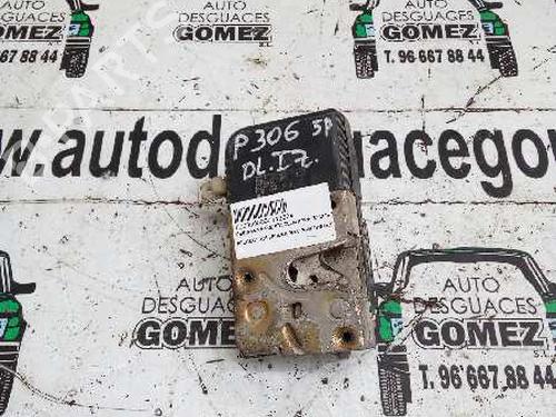 Used Front left lock PEUGEOT 306 (7B, N3, N5) 1.4 SL (75 hp) 12692087