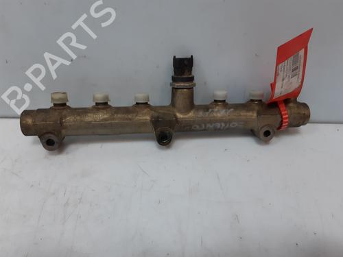 Used Injection rail Injection rail 17000070 17000070