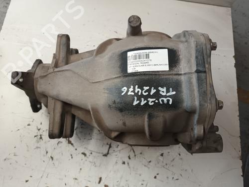 Used Rear differential MERCEDES-BENZ E-CLASS (W211) E 200 Kompressor (211.042) (163 hp) 30133379