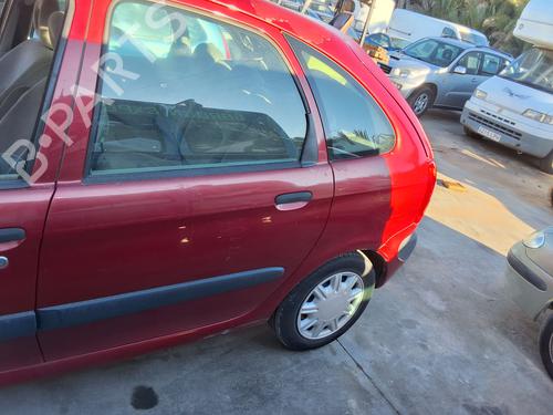 Headlight switch CITROËN XSARA PICASSO (N68) 2.0 HDi | BP31592957I24 