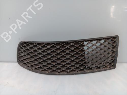 Grill VW POLO (6N2) [1999-2001]  32164435
