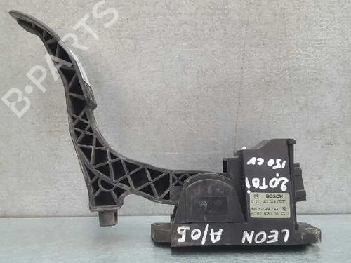 Used Pedal SEAT LEON (1M1) 1.9 TDI (110 hp) 12758793