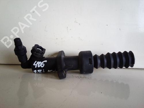 Clutch slave cylinder PEUGEOT 406 (8B) 1.8 BiFuel | BP13976720M113 