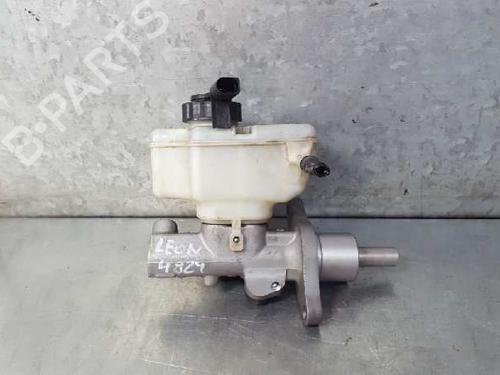 Brake master cylinder SEAT LEON (1P1) 1.6 TDI | BP12712338M77 