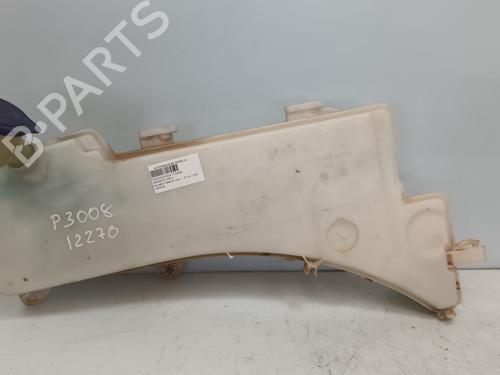 Used Windscreen washer tank PEUGEOT 3008 II SUV (MC_, MR_, MJ_, M4_) 1.2 THP/ PureTech 130 (MRHNSM, MRHNSU, MRHNSJ, MRHNYW,... (131 hp) 26528128
