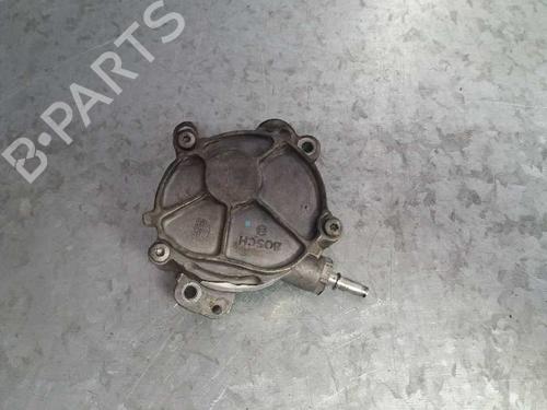 Used Vacuum pump VOLVO V50 (545) 2.0 D (136 hp) 12685988