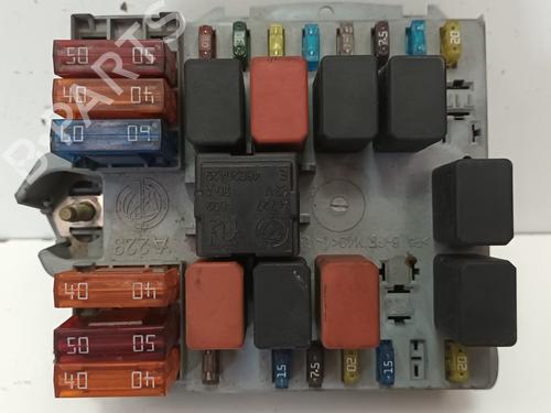 Used Fuse box ALFA ROMEO 147 (937_) 1.9 JTDM (937.AXD1A, 937.AXV1A, 937.BXB1A) (115 hp) 12790904