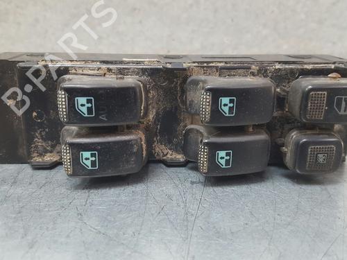 Used Right front window switch HYUNDAI TRAJET (FO) 2.0 CRDi (113 hp) 12732414