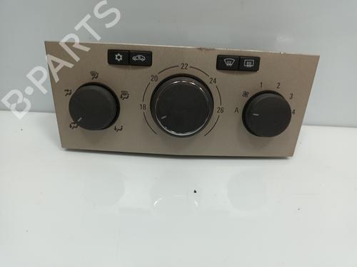 AC Styreenhet / Manøvreringsenhet OPEL ASTRA H (A04) [2004-2014]  21028103