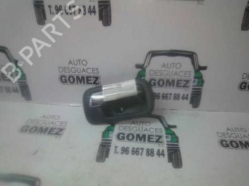 Used Rear right interior door handle Rear right interior door handle 12796035 12796035
