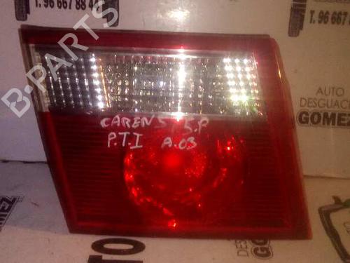 Achterlicht kofferdeksel achterklep links KIA CARENS II MPV (FJ) 1.6 (105 hp) 12733475