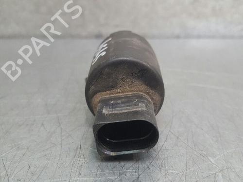 Washer pump LAND ROVER RANGE ROVER III (L322) 3.0 D 4x4 | BP13975176E24 