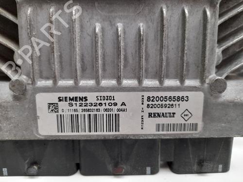 Engine control unit (ECU) RENAULT MEGANE II Saloon (LM0/1_)  | BP12767832M57 