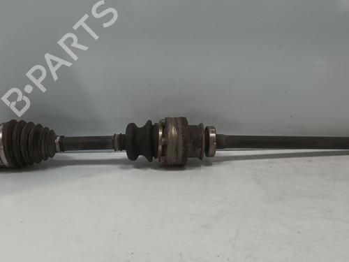 Used Right front driveshaft MERCEDES-BENZ VITO Bus (W638) 110 TD 2.3 (638.174) (98 hp) 30687347