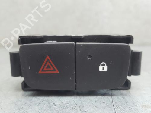 Bouton de warning RENAULT TRAFIC III Bus (JG_) 1.6 dCi 125 (JGMH) (125 hp) 12753197