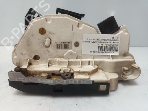 Used Front left lock VW TIGUAN (5N_) [2007-2018]  24403943