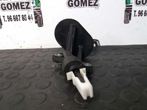 Used Clutch slave cylinder FIAT GRANDE PUNTO (199_) 1.4 16V (199BXG1B, 199AXG1B) (95 hp) 13987784