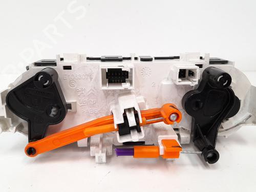 Climate control PEUGEOT 208 I (CA_, CC_) 1.4 HDi | BP12774978I5