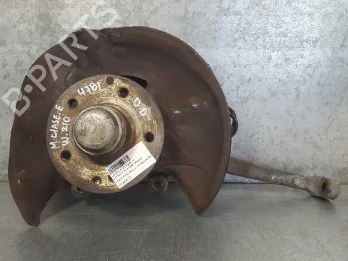 Used Right front steering knuckle MERCEDES-BENZ E-CLASS T-Model (S210) E 240 T (210.262) (170 hp) 12857195