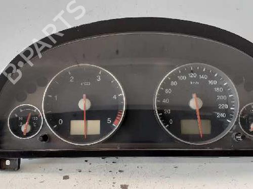 Used Instrument cluster FORD MONDEO III (B5Y) 2.0 TDCi (130 hp) 12697503