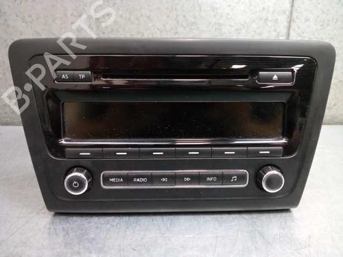 Used Radio SKODA RAPID (NH3, NK3, NK6) 1.6 TDI (105 hp) 12748620