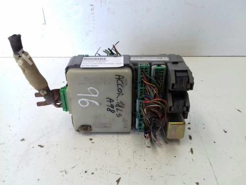 Used Fuse box HONDA ACCORD V (CE, CF_, CD) 1.9 i (CE7) (116 hp) 12760948