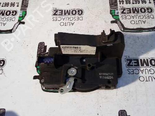 Used Front right lock RENAULT TRAFIC II Van (FL) [2001-2025]  12734597