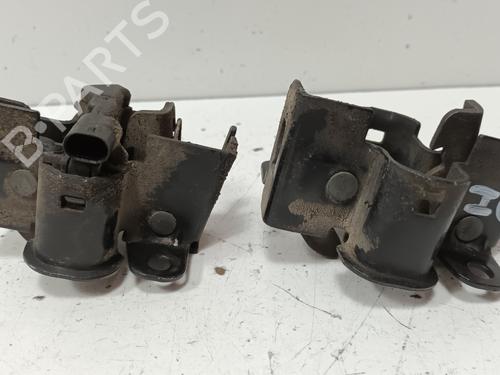 Used Hood lock MERCEDES-BENZ E-CLASS (W211) E 270 CDI (211.016) (177 hp) 15959921