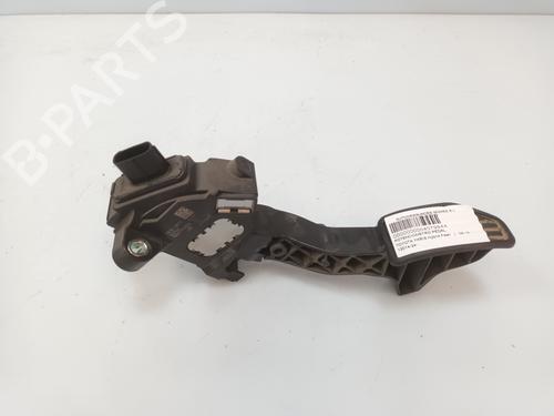 Used Pedal TOYOTA YARIS (_P13_) 1.5 Hybrid (NHP130_) (101 hp) 21377756