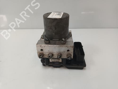 Used ABS pump BMW X3 (E83) xDrive 20 d (177 hp) 18258577