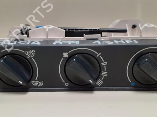 Used Climate control SKODA FELICIA I (6U1) 1.3 (54 hp) 12725523