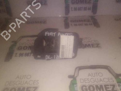 Used Front left interior door handle Front left interior door handle 12796790 12796790