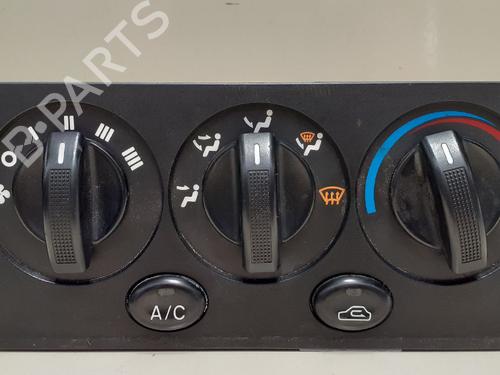 Used Climate control KIA CARENS II MPV (FJ) 1.8 (126 hp) 12687195