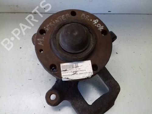 Right front steering knuckle MERCEDES-BENZ SPRINTER 2-t Van (B901, B902) 211 CDI (901.661, 901.662, 902.661, 902.662) | BP12854355M26 