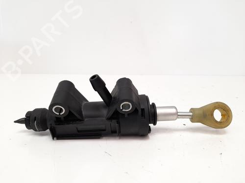 Used Clutch slave cylinder BMW 1 (E87) 130 i (265 hp) 13981472