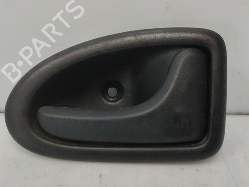 rear-right-interior-door-handle-renault-clio-ii-bb_-cb_-1998-1999-2000-2001-2002-2003-2004-2005-2006-2007-2008-2009-2010-2011-2012-2013-2014-2015-2016-32393389 main image