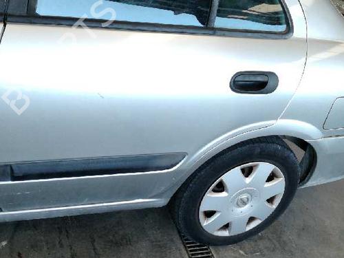 Venstre baglygte bagklap NISSAN ALMERA II Hatchback (N16) 1.5 | BP12706069C79