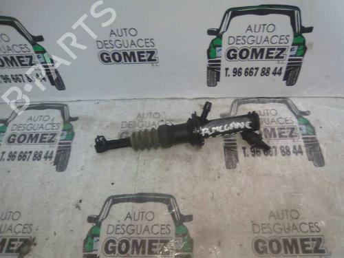 Koblingscylinder RENAULT MEGANE II (BM0/1_, CM0/1_) 1.5 dCi (BM02, BM13, BM2A, CM02, CM13) (101 hp) 13983190