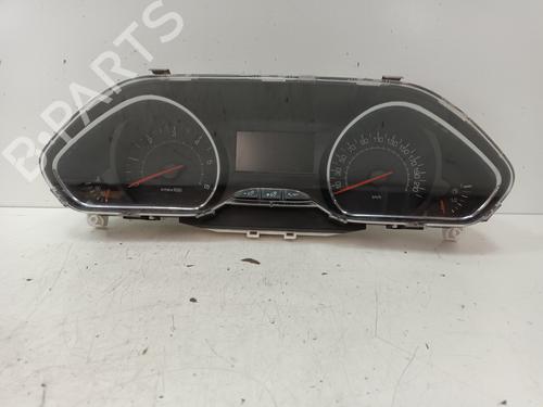 Used Instrument cluster PEUGEOT 208 I (CA_, CC_) 1.4 HDi (68 hp) 17899447