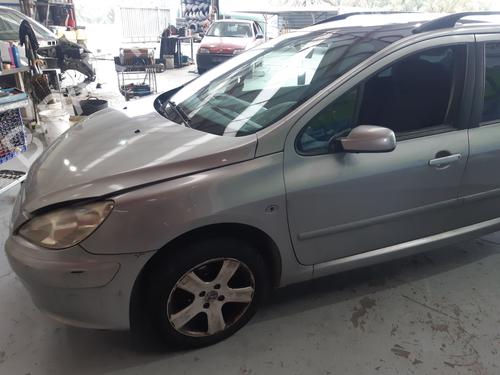 Headlight switch PEUGEOT 307 Break (3E) 2.0 HDI 110 | BP32139359I24 