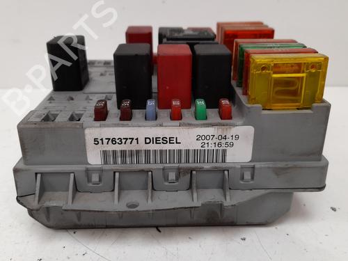Fuse box FIAT DOBLO Box Body/MPV (223_) | BP12851053E1